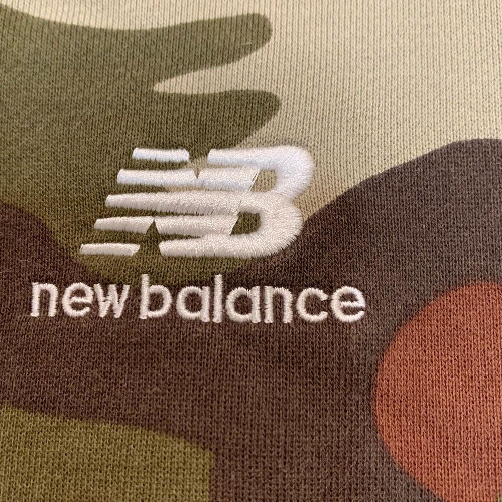 New Balance Camo Hoodie Men's XL Camouflage Pullover Sweatshirt Quilted Pocket - Picture 4 of 6
